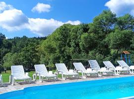 Święty Spokój Bieszczady 782-047-324, hotel em Ustrzyki Dolne