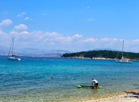 Villa Dimitris Beach, holiday home in Kassiopi