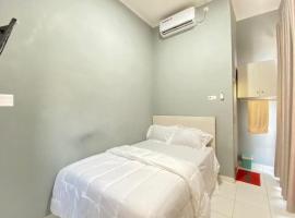 Pelangi Guest House Palembang RedPartner, hotel dicht bij: Luchthaven Sultan Mahmud Badaruddin II - PLM, 