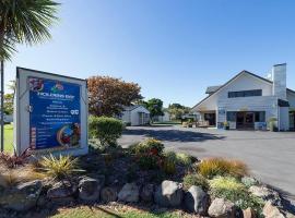 Holdens Bay Holiday Park, resort village in Rotorua