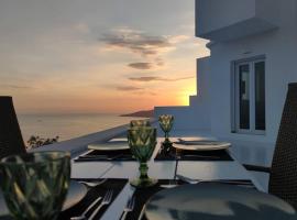 Eolia luxury suites Andros, maison de vacances à Batsi