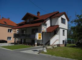 Rooms & Apartment Mira G., hotel v mestu Postojna