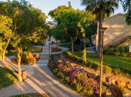 Keshet Yehonatan Country Lodging, glamping site in Keshet