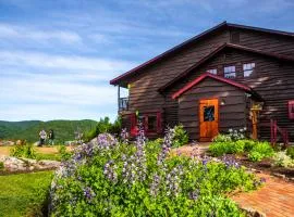 Garnet Hill Lodge
