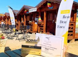 Casutele Deny Băile Figa cu aer condiționat, hotel sa Beclean