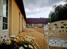 DSN - Domaine Suisse Normande, hotel with parking in Croisilles