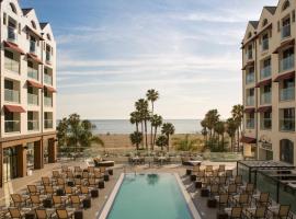 Loews Santa Monica Beach Hotel, hotel near Santa Monica Pier, Los Angeles