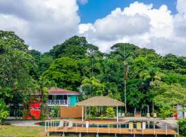 Tortuga Lodge & Gardens by Böëna: Tortuguero'da bir dağ evi