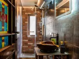 Art apartment EVMOLPIAS near Roman stadium