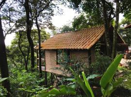 Chalé Rústico 2 - Retiro Andaluz, hotel v destinaci Brumadinho