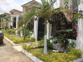 Residences Hotels Sejours Affaires, cottage in Abidjan