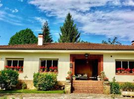 Casa Amalia - En el corazón verde de Cantabria!!, hotel di Villacarriedo