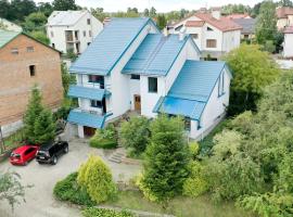 Fruit Paradise, hotel a Bryukhovychi