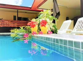 MOOREA - Villa Maoe Pool, хотел, който приема домашни любимци, в Afareaitu
