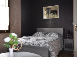Chambres d'Hôtes L'Alezan, hotel v destinaci Orry-la-Ville