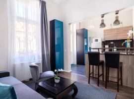 Andrassy Garden Apartment in Center