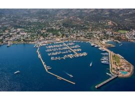 Mi Casa Beach Hotel Torba Bodrum, hotel i Torba