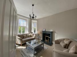 Lovely Entire Flat in Birnam, neighbouring Dunkeld, apartment in Birnam