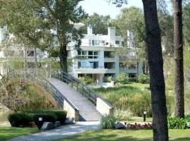 Green Park Apartamento de 1amb en 2do piso Vista Laguna