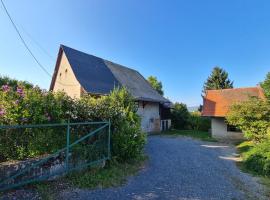 La Ferme des lutins, self-catering accommodation in Amancy