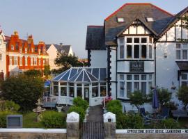 The Epperstone, bed and breakfast en Llandudno