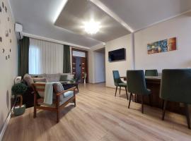 Vively Lux Apartment, apartment in Subotica