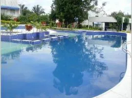 Casa de Verano Condominio Mediterráneo en Carmen de Apicalá