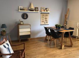 Ferienhaus "Strandgut", hotelli kohteessa Ueckermünde