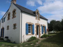 Holiday Home Les Sapins by Interhome, cottage in Morgat