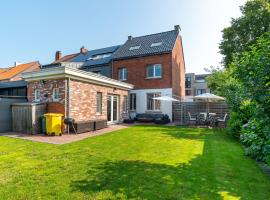 Villa Jasmine by Interhome, hotel in Mol