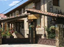 Apartamentos Rurales "La Cabaña"