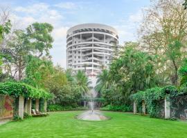 Taj Wellington Mews, íbúðahótel í Mumbai