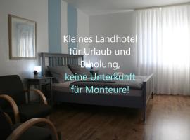 Landhaus Edelweiss Bed&Breakfast - Adults Only, hotel v destinácii Neustadt am Rennsteig
