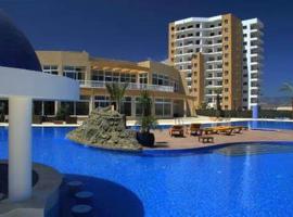 Northern C y p r u s Trikomo, Iskele, Long Beach, Caesar Resort apartment Spartacus, hotel in Yeni Iskele