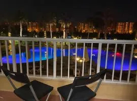 Pool View Apartment in Golf Porto Marina