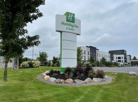 Holiday Inn & Suites Syracuse Airport - Liverpool, an IHG Hotel, hotel v destinaci Liverpool