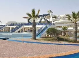 شاليه بقرية أندلسيه بمطروح يرى البحر
