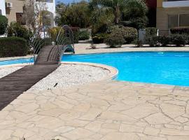 Apartament Cosy House with pool, Paphos Pafos,Tombs of Kings, leilighet i Paphos