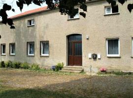 Ferienwohnungen Mecklenburger Seenplatte oben rechts, oben links, erdgeschoss, holiday rental in Siedenbrünzow