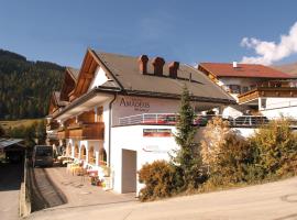 Hotel Amadeus Micheluzzi, hótel í Serfaus