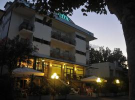 Hotel Lux, hotel a Cesenatico