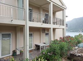 Java apartments - S & J, ξενοδοχείο στη Ντόμπροτα