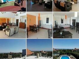 Hotel posada barrancas del sol, camping in Merlo