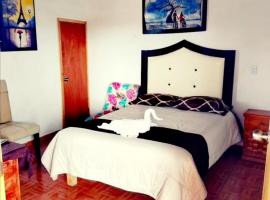 Room in Guest room - Nice Quadruple Cabin Equipped And Very Central, hotel in Zacatlán