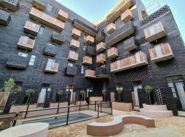 Maboneng City Building Free WiFi and Swimming pool, hotel a Johannesburg