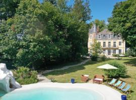 Château de Corcelle - Chambres et table d'hôtes, B&B/chambre d'hôtes à Châtenoy-le-Royal