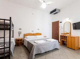 Hotel Rosalba: San Mauro a Mare'de bir otel