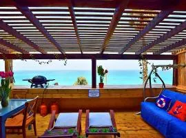 Magic on the sea-suites with a private jacuzzi and a private sea view