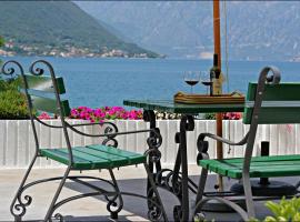 Accommodation Tomcuk, hotel in Kotor