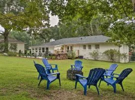 Walk to Dtwn Alpharetta Modern Home with Fire Pit